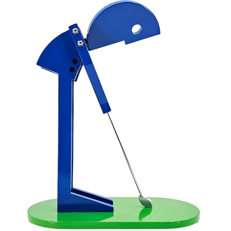 Golfer by Jorge Blanco